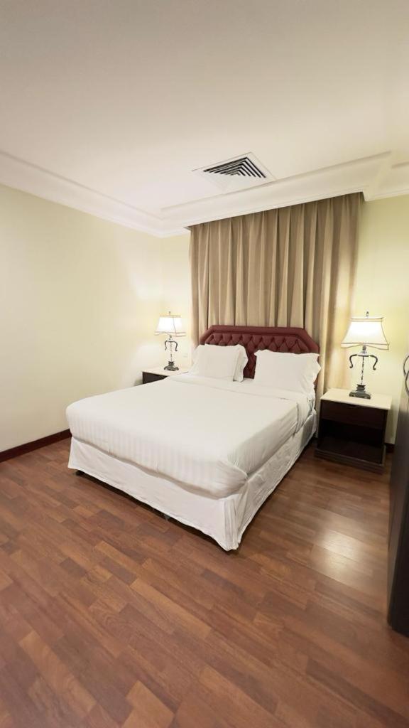 The Palace Suites Al Khobar Exterior foto