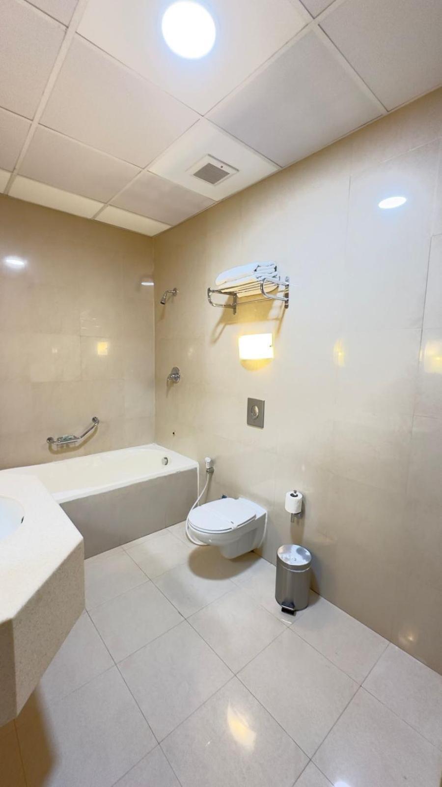 The Palace Suites Al Khobar Exterior foto